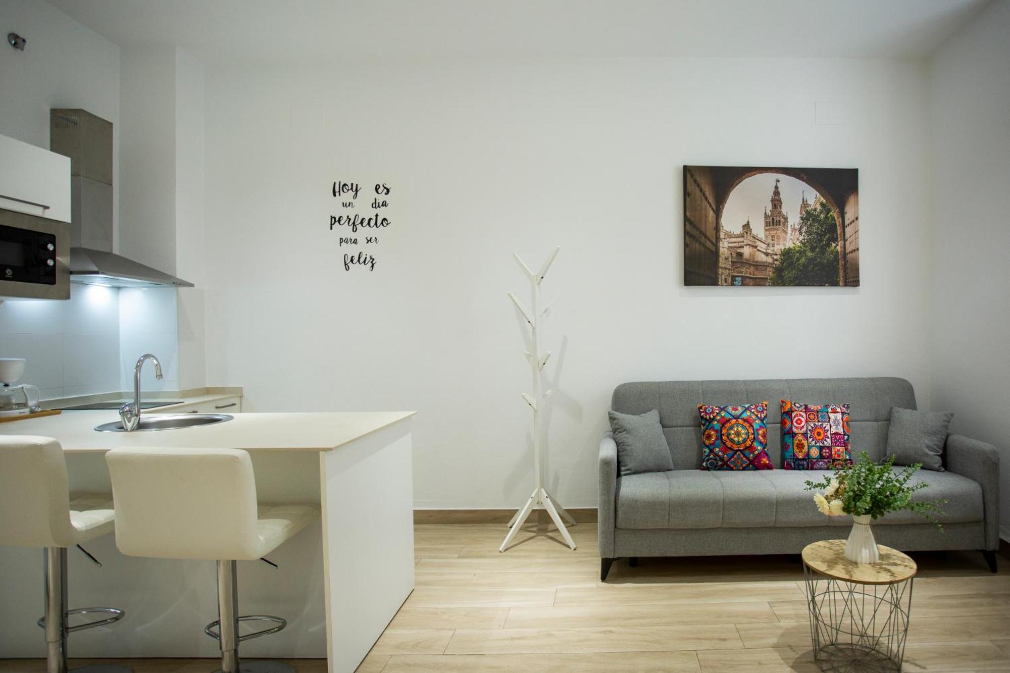 Wish Suite Cervantes Севиля Екстериор снимка
